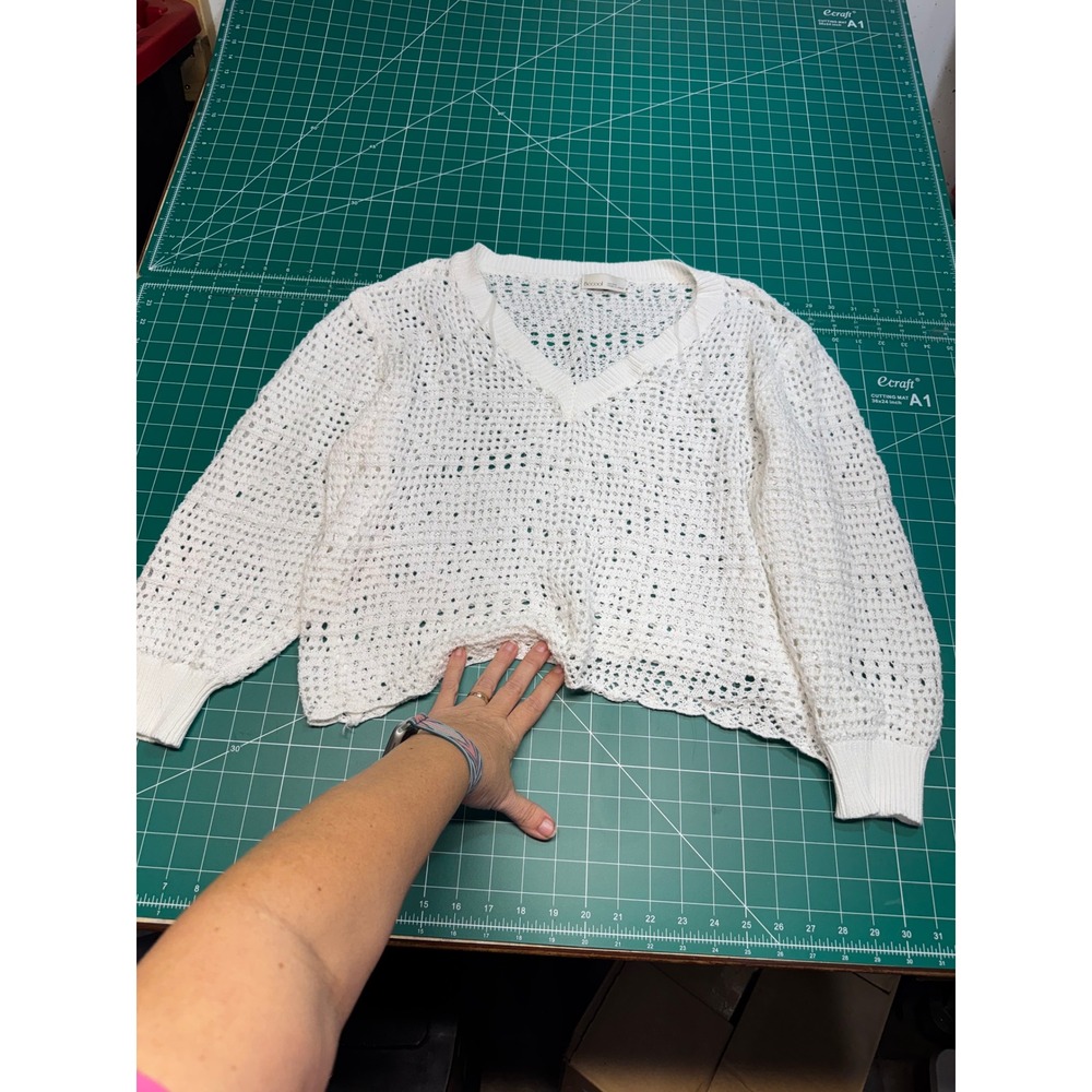 Becool White Open Knit V-Neck Sweater Women S/M Crochet Boho Pullover Top